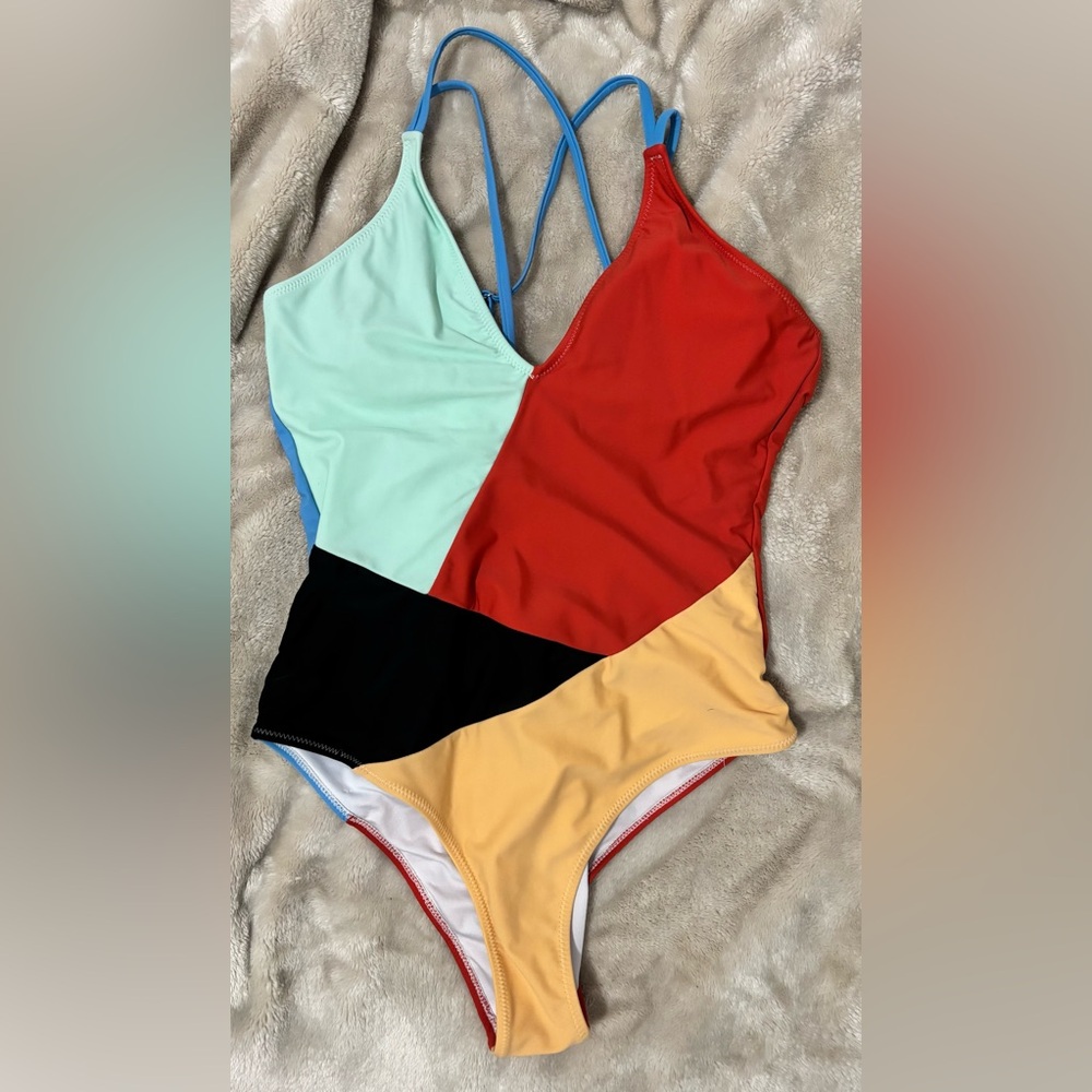 Cupshe Red and Black One Piece Swimsuit with Color-Block Design